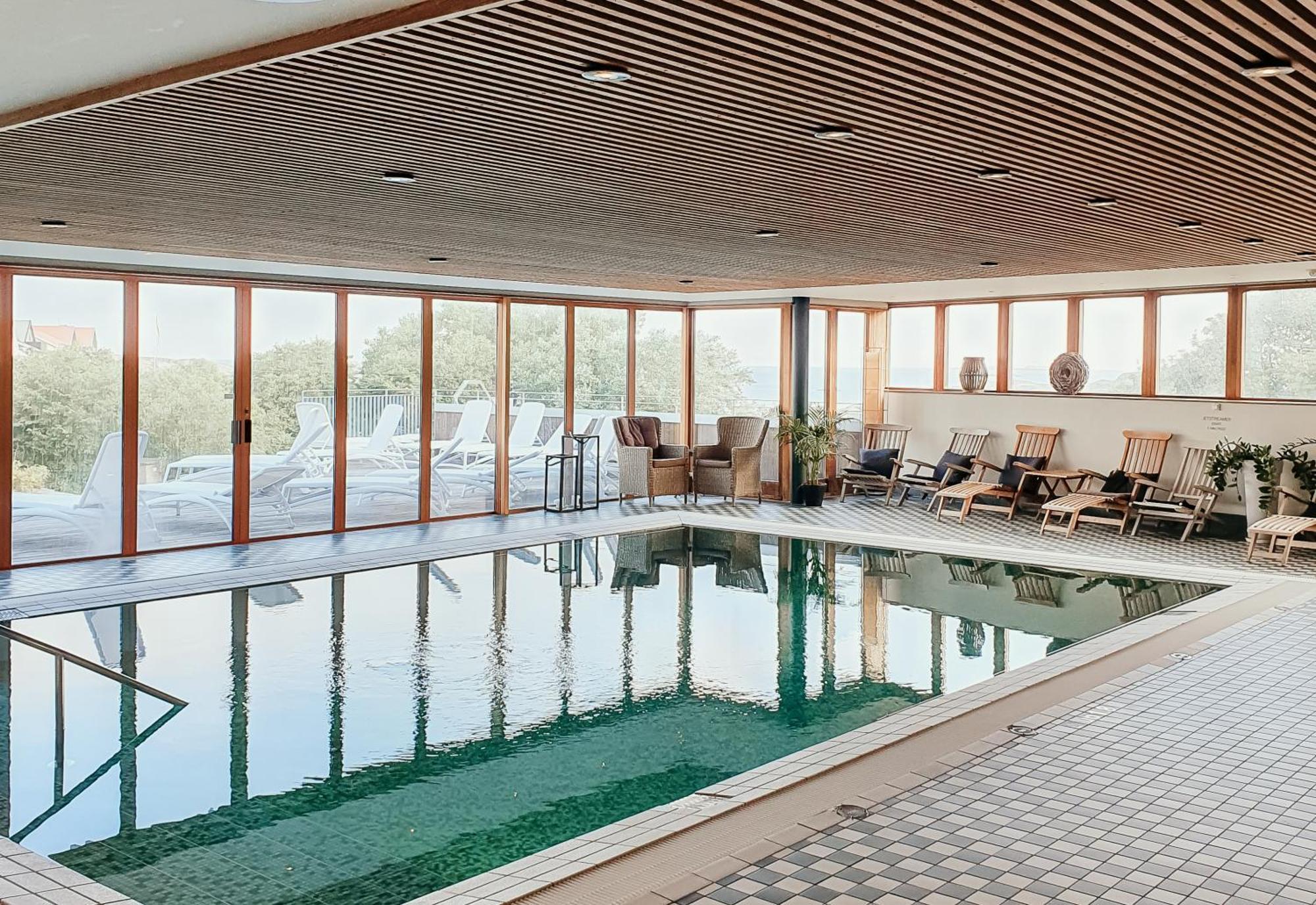 Smoegens Hafvsbad Hotel ภายนอก รูปภาพ