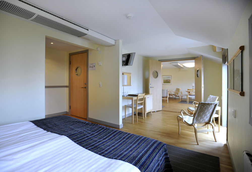 Smoegens Hafvsbad Hotel ภายนอก รูปภาพ